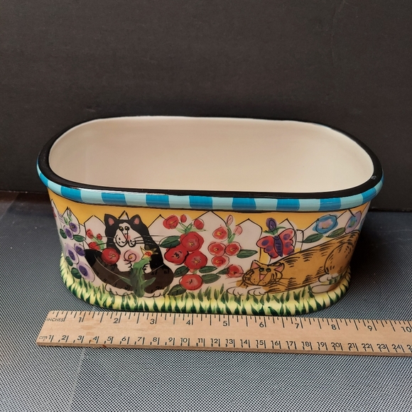 Cachepot planter Iwith cats on front and back 9in x4in - Picture 2 of 3